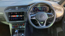 Volkswagen Tiguan 2.0 TDI 4Motion R-Line 5dr DSG Diesel Estate